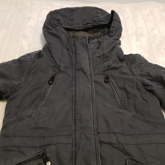 SOLD Bench Dark Gray Faux Fur Lined Utility Jacket - Picture 3 of 16